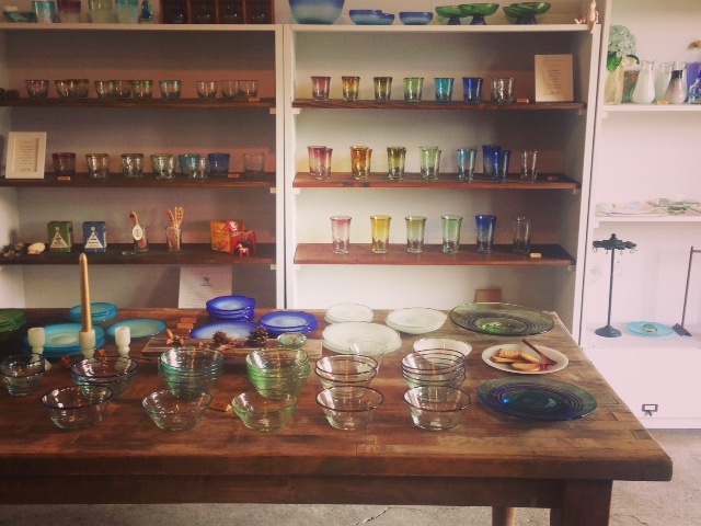 glass studio Rainbow Leaf