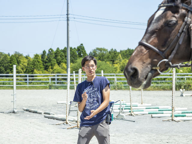 明るく元気なインストラクターが熱く指導しています!_岡山乗馬倶楽部