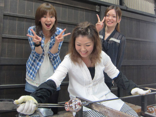 Glass Studio TooS