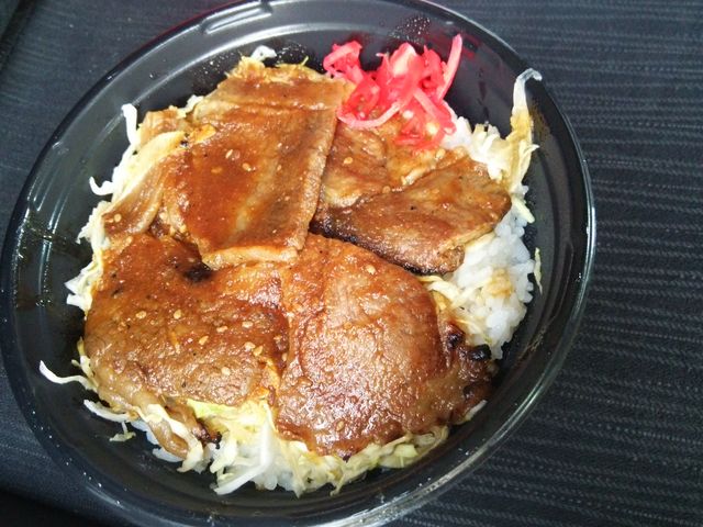 肉のとおやま