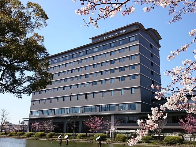 佐賀城公園に隣接し、春は桜がたのしめる_ホテルニューオータニ佐賀