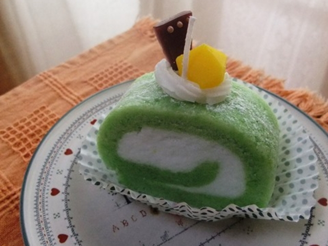 なっぴっぴの抹茶ロールケーキキャンドル
_なっぴっぴの押し花キャンドルハウス