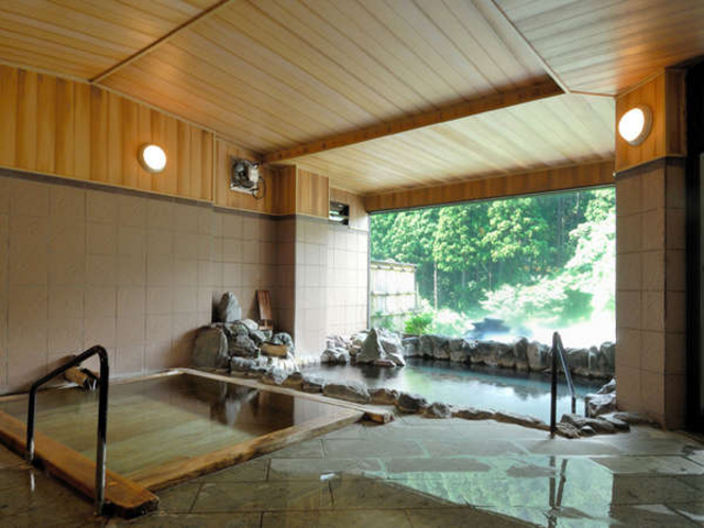 加水・加温なしの100%源泉かけ流しの温泉。5つ星の評価をいただいております_水上山荘