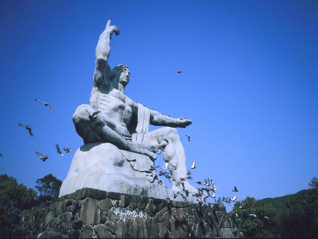 平和公園_長崎バス観光株式会社