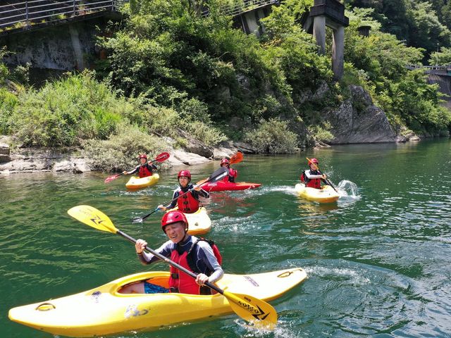 水遊び!ガルバンゾ (株)リバーランプラス