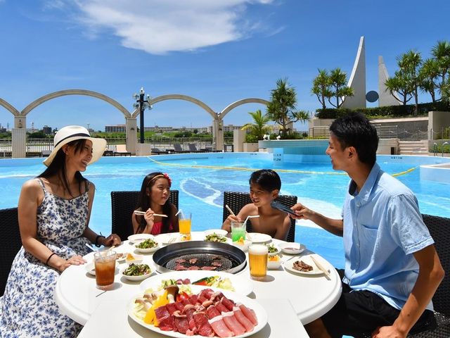 BBQ&プール温泉セットはオススメ_サンセットテラス パピヨン/ロワジールホテル那覇