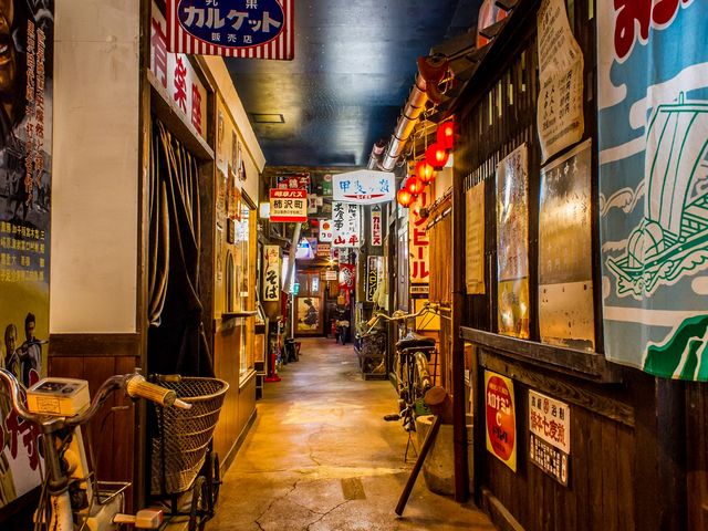 昭和横丁夜の町並み。_高山昭和館