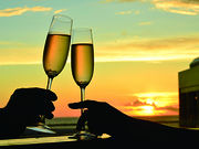 バープラネート/ロワジールホテル那覇の写真3