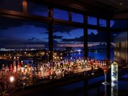 バープラネート/ロワジールホテル那覇の写真4