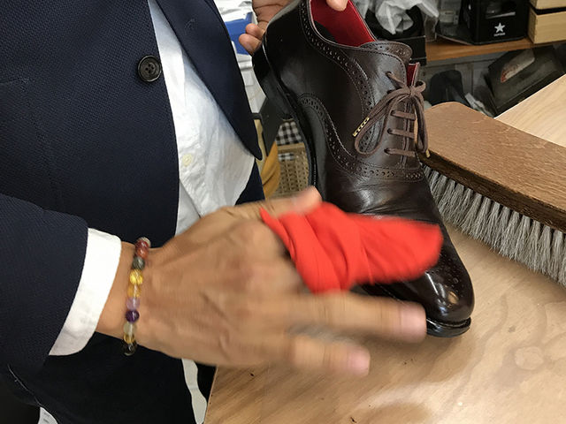 高速シューシャイン♪_岡本屋HAKIMONOTEN