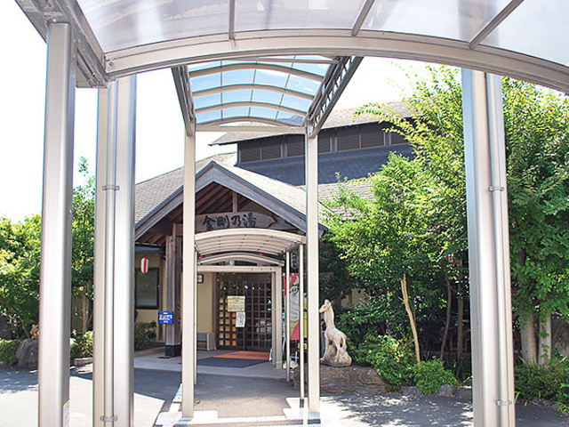 ホテル側との渡り廊下★隣接するレストラン「花ふぶき」もご利用可能♪_金剛乃湯 リバーサイドホテル