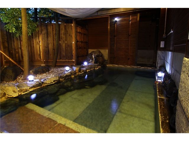 別館 渓泉荘温泉
女露天風呂_いいざか 日帰り温泉 伊勢屋