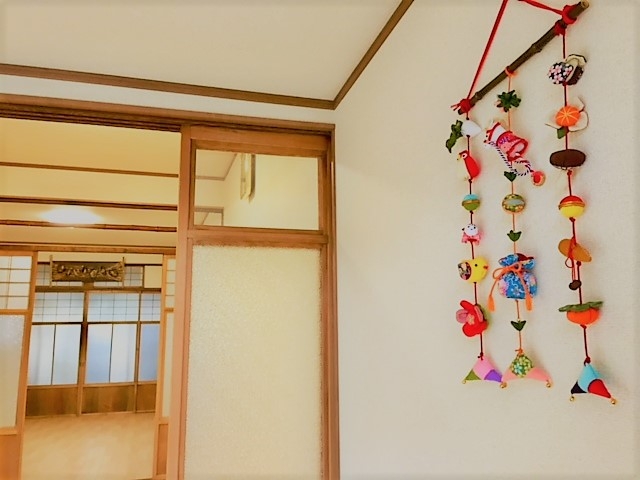 町家レンタルスペース*丸本屋の吊り飾り_町屋レンタルスペース 丸本屋