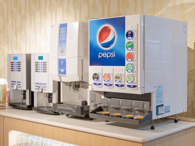 「ドリンクバー」料金にはソフトドリンクのドリンクバーが含まれています。お子様にも大人気♪_休暇村 奥武蔵
