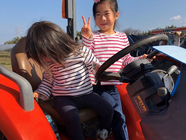 当園でのフォトスポット!農作業車!_暁いちご農園