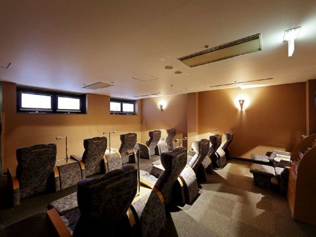 女性レストルーム コミック置いてます。_露天風呂・大浴殿 アパスパ金沢駅前