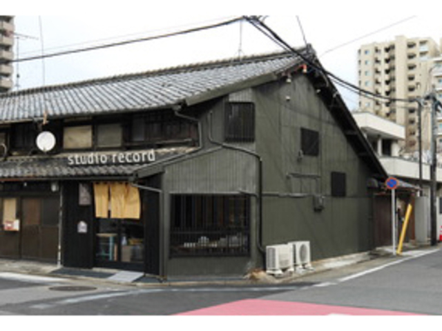 外観 長屋の南端になります_studio record 橦木町アトリエ