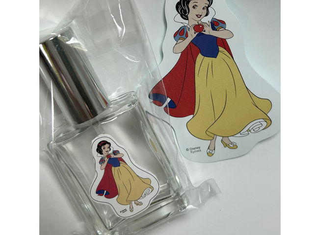 自由にキャラクターを置いて香りを作る楽しさを体験してください。_香水教室 マル・ダムール