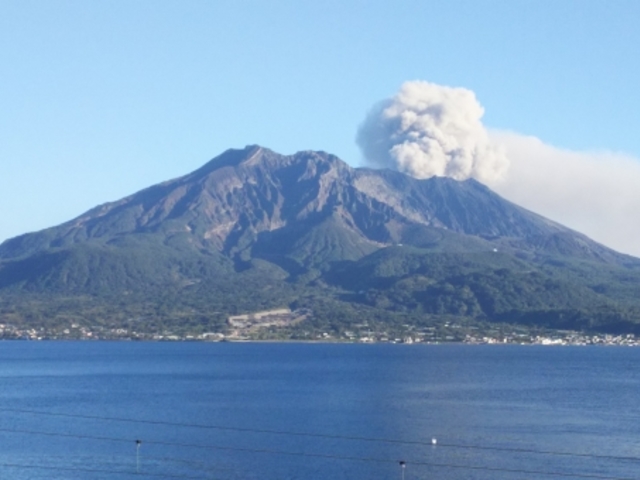世界的ボルケーノ桜島!
鹿児島を代表する観光スポット
_鹿児島人力車 維