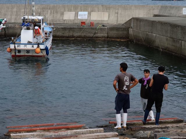 内田丸自慢の三兄弟_網代の貸しボート・釣竿 内田丸