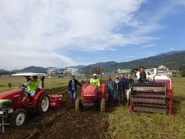 製造元直売所 手打ち十割そば処 丹沢そば本店