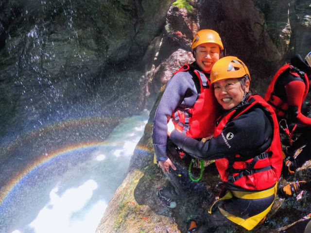 仁淀アドベンチャー
渓谷内の虹がとっても綺麗です!_Niyodo Adventure