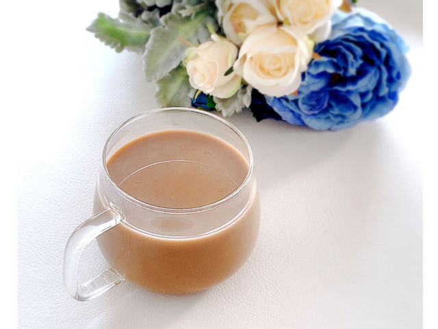 当教室では美容に特化したハーブティーをお出ししています。
その他にもお飲み物をご用意しております。お菓子を食べながらゆっくり過ごされてください。_Felucis フェルーキス