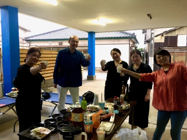 BBQは雨の日でも楽しめますので、一年中OKです!
地元の新鮮野菜やジビエ(要予約)、地元で獲れるお魚で、サイコーのBBQをどうぞ!_オアシス和田浦
