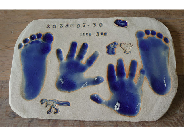 記念レリーフ制作できる体験もご準備しております♪お子様の記念に如何でしょうか?是非お気軽にご相談下さい!(詳細は、電話またはSNSよりご連絡下さい)_カムロ窯