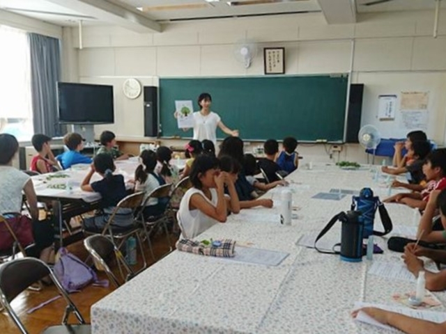 お子さんからご高齢の方までたくさんのお客様にご利用いただいています。_フルーリ*フルーリ富山校