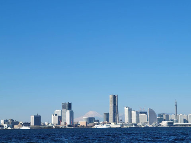 みなとみらい遠景_D-marina