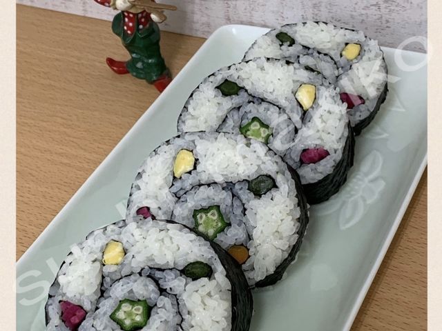 あきた巻き_寿し巻子・デコずしキッチン