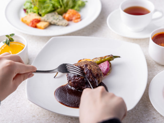 ホテルJALシティ関内 横浜 カフェ&レストラン シルク