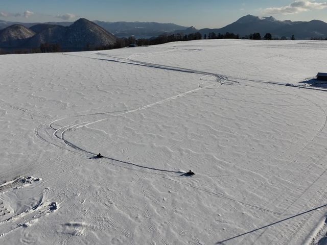 雪遊広場