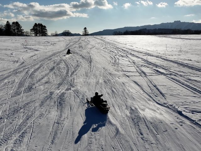 雪遊広場