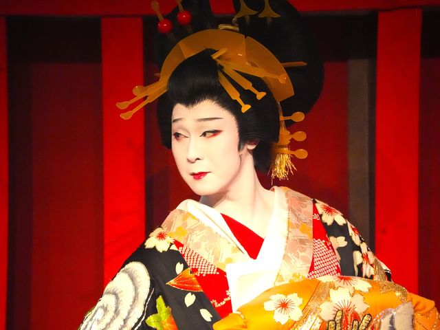 歌舞伎オペラ 浅草カルメン 遊女 歌留女