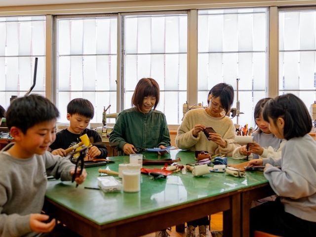 製作風景_Toyooka KABAN Artisan Avenue