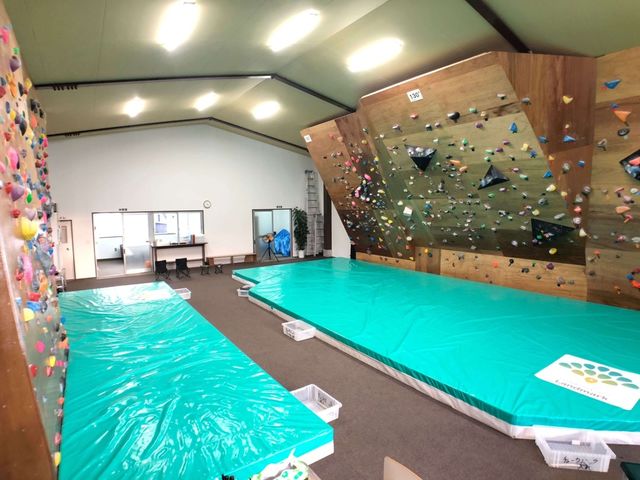 Bouldering Spot Landmark