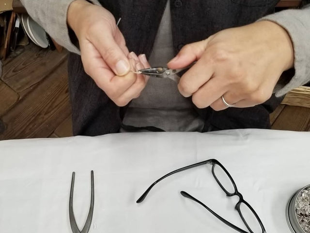 ちょっぴりだけ細かい作業を頑張ってもらいます。_彫金工房月の女神