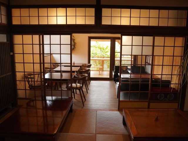 月と小屋−野草カフェ&サウナ−