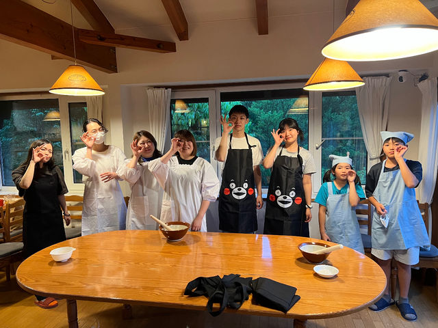 体験前に集合写真_青の旅行社