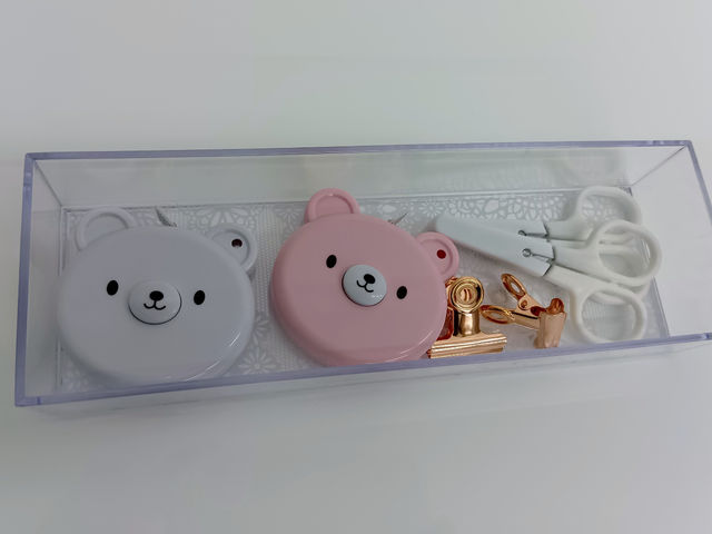 メジャー、グリップ、ハサミなど備品は全て揃っています。_アトリエ のんきーなの宝箱