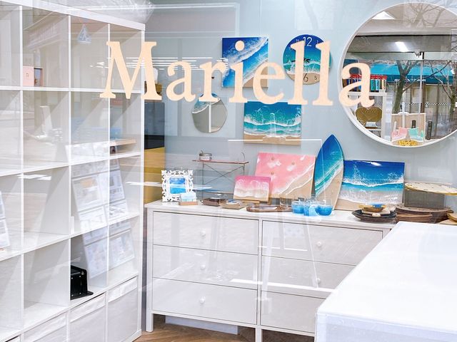 1階店舗で入りやすく明るい店内です_Mariella