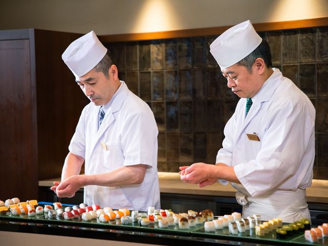 【夕食】熟練の寿司職人によって引き出された味わいを心ゆくまでお楽しみください。※写真はイメージです_函館・湯の川温泉 ホテル万惣