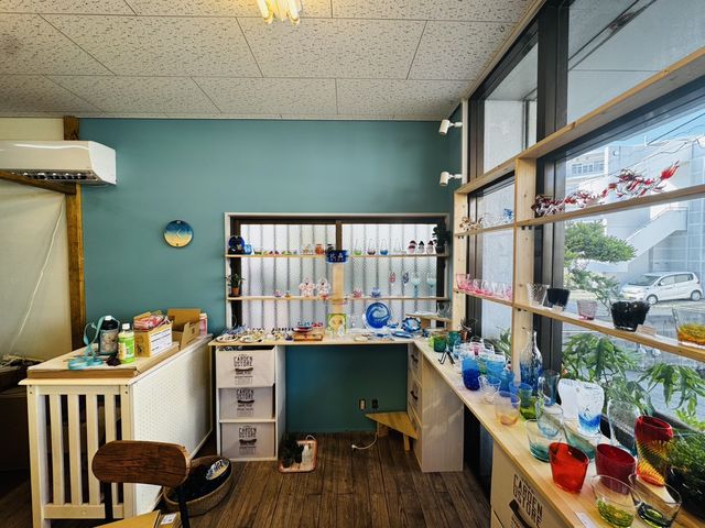 沖縄のやちむん・琉球ガラスも販売中_南国暮らしの雑貨店