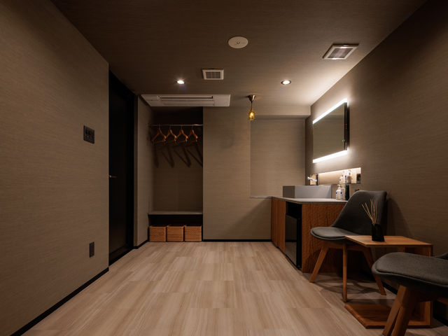 翠、脱衣所。_HOTEL&SAUNA FUJINOS