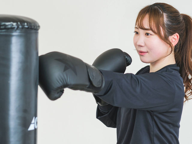 〜ボクシングでストレス発散もできます〜_運動初心者専用パーソナルジム ELCSUM FIT 玉造店