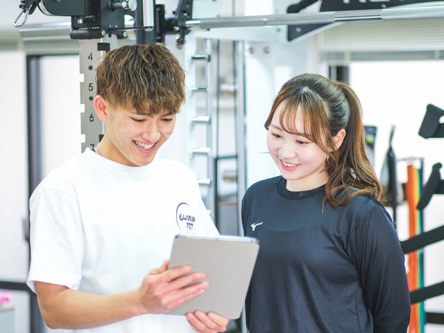 〜トレーニングはしっかりと、休憩中は楽しく〜_運動初心者専用パーソナルジム ELCSUM FIT 玉造店