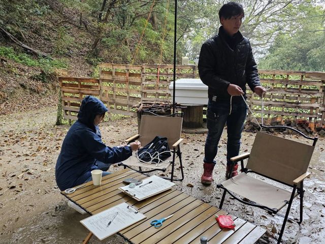 ロープワーク実践中_Team Resilience