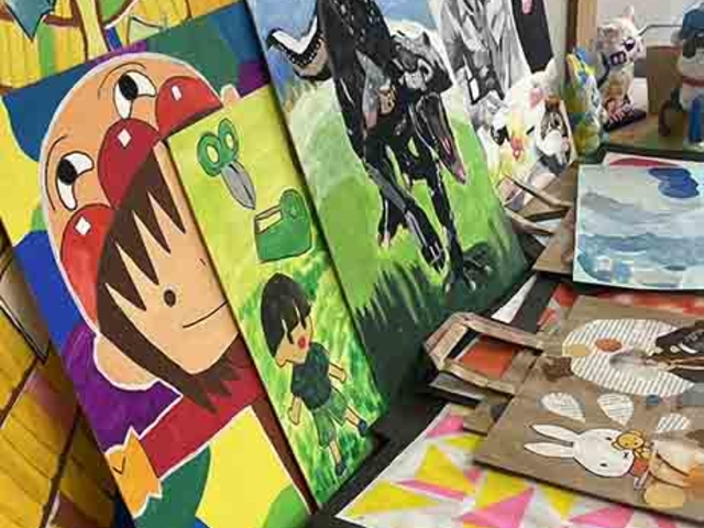 参考作品_イロみな絵画・造形教室 朝倉教室